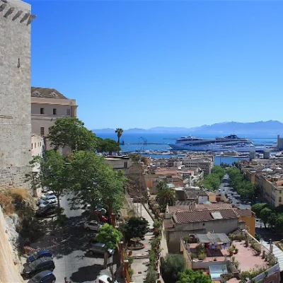 Cagliari: Segway Tour mit Guide